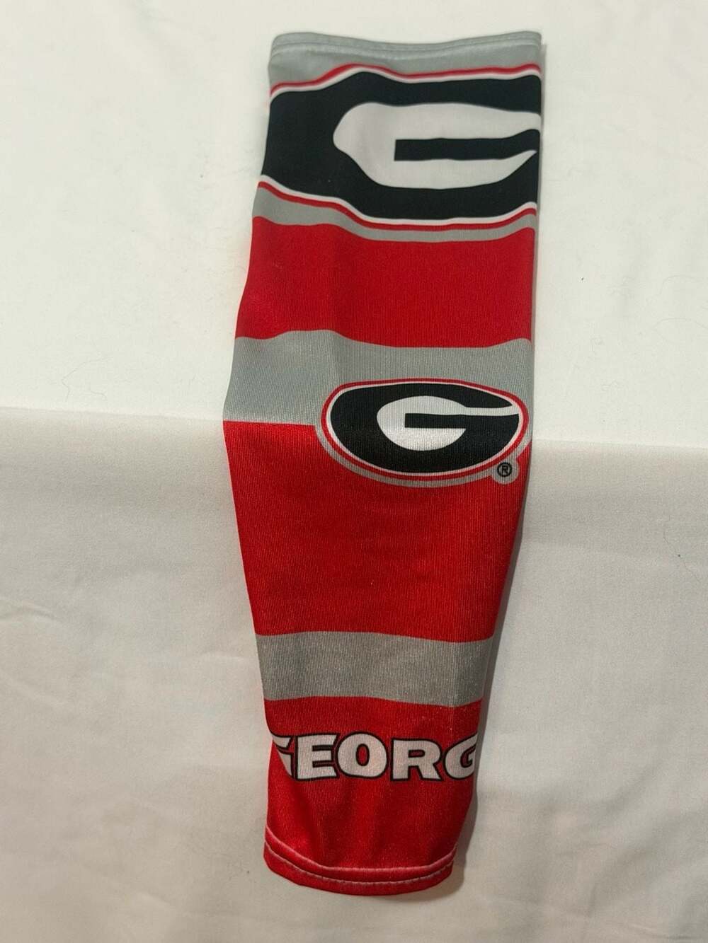 NCAA Georgia Bulldogs Arm Sleeve Red Black Gray